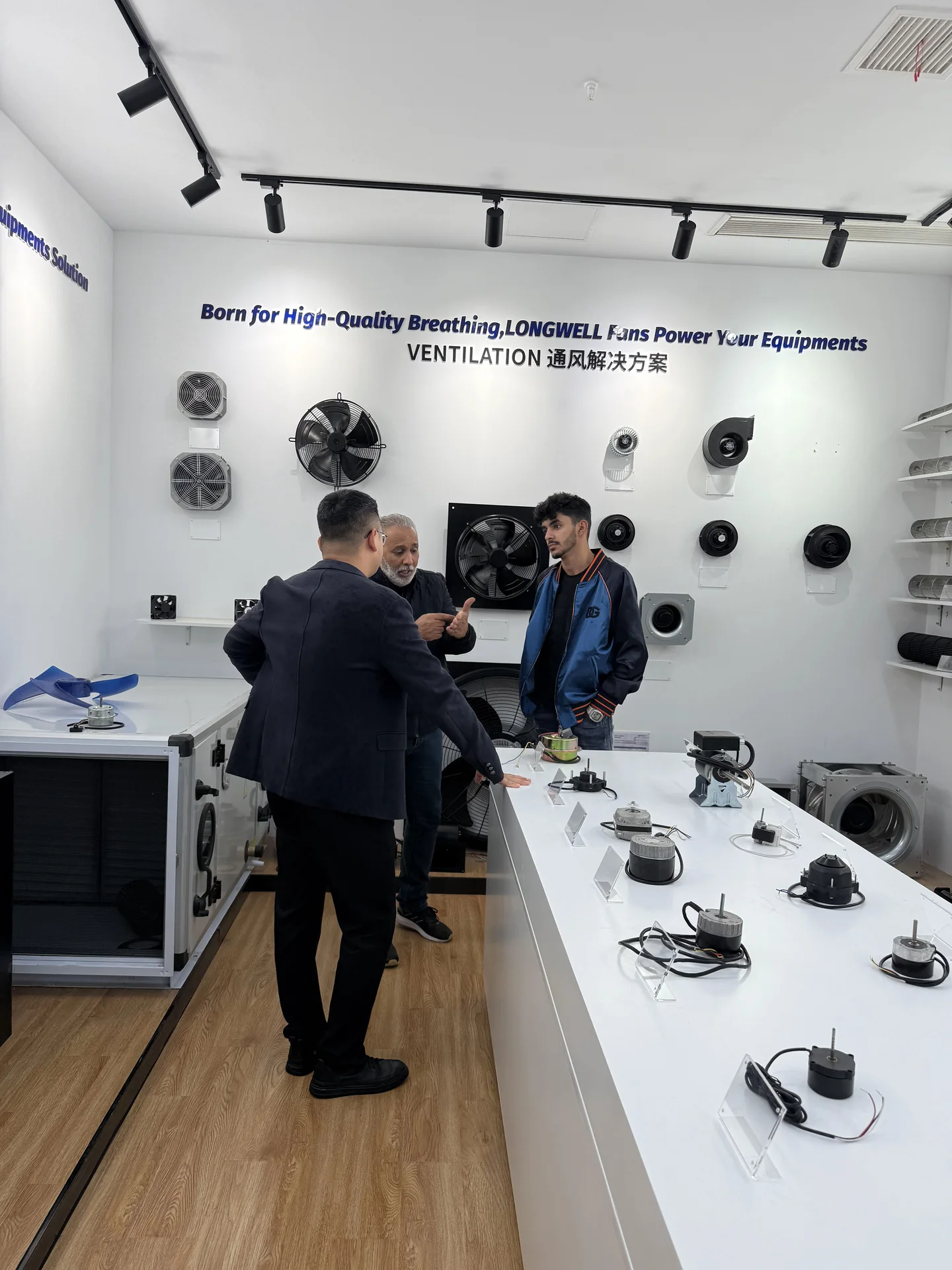 International Customer Factory Visits at LONGWELL