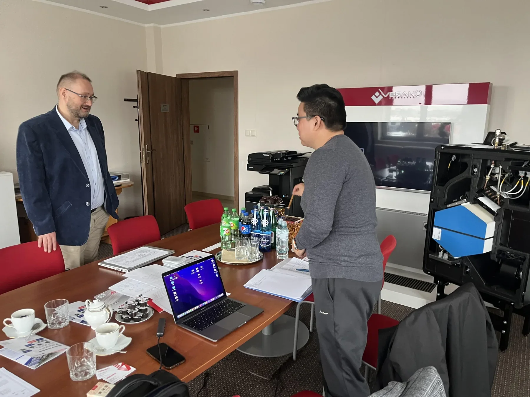 LONGWELL distributor visit with VERANO GLOBAL in Poland